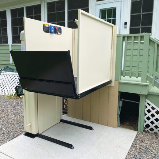 Designed to make it easy to enter a building with a raised entrance or get up and down a small flight of stairs without leaving your scooter or wheelchair.